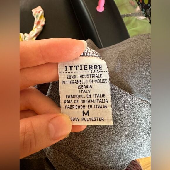 VINTAGE FENDI GREY SHORT SLEEVE LOGO TOP SIZE MEDIUM - Picture 6 of 7